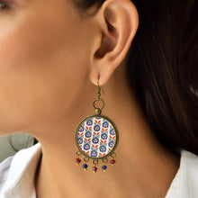 Load image into Gallery viewer, Balis with semiprecious stone - Mughal Motif Blue Red Detail Ceramic Plate