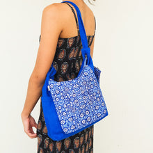 Load image into Gallery viewer, Sling Back Pack - Naqashi - Kashmir