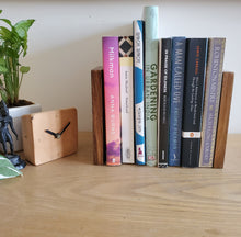 Load image into Gallery viewer, Bookends - Gond Birds