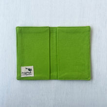 Load image into Gallery viewer, Card Holder - Kalighat Pat (Green)