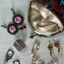 Load image into Gallery viewer, Coin Purse - Kalighatpat Fish