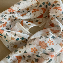 Load image into Gallery viewer, Scarf Chanderi - ۢMughal Summer