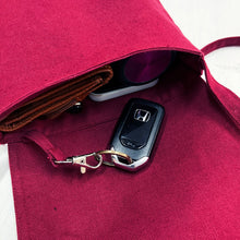 Load image into Gallery viewer, Cross Sling Bag, Isa Khan's Tomb, Painted dome detail