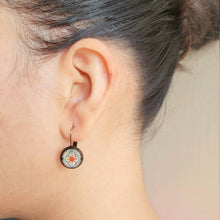 Load image into Gallery viewer, 12 mm Round Lever Back - Amer Fort - Jaipur, Kings Quarters