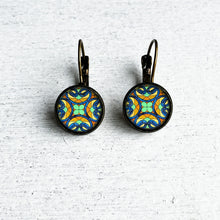 Load image into Gallery viewer, 12 mm Round Lever Back - CSMT Mumbai, stained glass