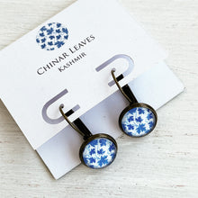 Load image into Gallery viewer, 12 mm Round Lever Back - Chinar Leaves Blue