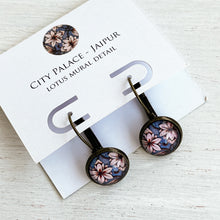 Load image into Gallery viewer, 12 mm Round Lever Back - City Palace - Jaipur, Lotus Mural Details