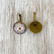 Load image into Gallery viewer, 18 mm Round Lever Back - Hawa Mahal - Jaipur, Painted Dome