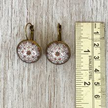 Load image into Gallery viewer, 18 mm Round Lever Back - Hawa Mahal - Jaipur, Painted Dome