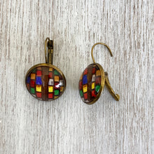 Load image into Gallery viewer, 18 mm Round Lever Back - Hawa Mahal, Jaipur, Stained Glass