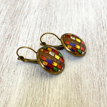 Load image into Gallery viewer, 18 mm Round Lever Back - Hawa Mahal, Jaipur, Stained Glass