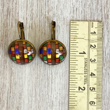 Load image into Gallery viewer, 18 mm Round Lever Back - Hawa Mahal, Jaipur, Stained Glass