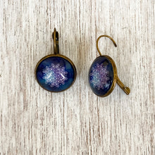 Load image into Gallery viewer, 18 mm Round Lever Back - Kolam, Floor Art Southern India