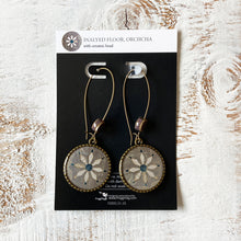 Load image into Gallery viewer, Hoop Earrings with ceramic bead - Inalyed Floor, Orchcha