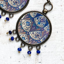 Load image into Gallery viewer, Balis with semiprecious stone - Painted Arches, Safdurjung’s Tomb, New Delhi