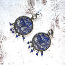 Load image into Gallery viewer, Balis with semiprecious stone - Painted Arches, Safdurjung’s Tomb, New Delhi