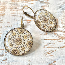 Load image into Gallery viewer, 25 mm Round Lever Back - Ajrakh Block Print, Gujarat