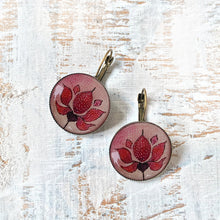 Load image into Gallery viewer, 25 mm Round Lever Back - Lotus