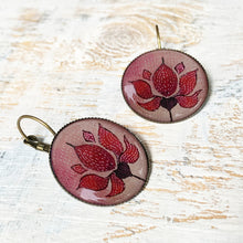 Load image into Gallery viewer, 25 mm Round Lever Back - Lotus