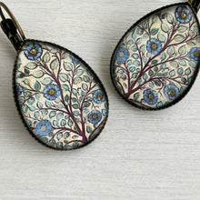 Load image into Gallery viewer, Drop Earrings - Tipu Sultan's Summer Palace, Painted Wall Panel