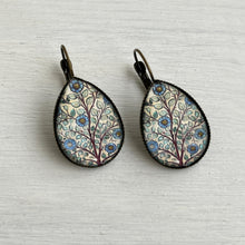 Load image into Gallery viewer, Drop Earrings - Tipu Sultan's Summer Palace, Painted Wall Panel