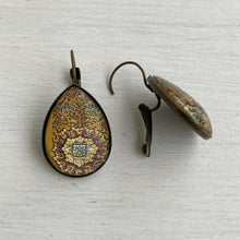 Load image into Gallery viewer, Drop Earrings - Tipu Sultan&#39;s Summer Palace, Ribbed Ceiling Panel
