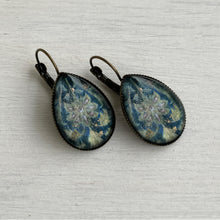 Load image into Gallery viewer, Drop Earrings - Tipu Sultan's Summer Palace, Painted Wall Panel