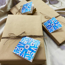 Load image into Gallery viewer, Gift Tag Set of 10 - Blue Pottery (Jaipur)