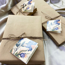 Load image into Gallery viewer, Gift Tag Set of 10 - Mughal Flowers