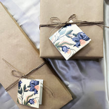 Load image into Gallery viewer, Gift Tag Set of 10 - Mughal Flowers