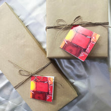 Load image into Gallery viewer, Gift Tag Set of 10 - Vermilion, Sonepur Mela, Bihar