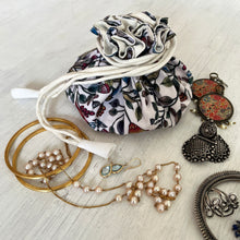 Load image into Gallery viewer, Jewellery Organiser - Vatika