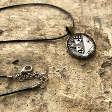 Load image into Gallery viewer, Art Pendants 25 mm - Kalighat Pat- Fish (Black And White)