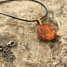 Load image into Gallery viewer, Art Pendants 25 mm - Kerala Mural - Ganesh