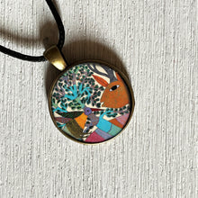 Load image into Gallery viewer, Art Pendants 25 mm - Gond - Forest