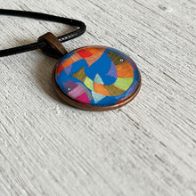 Load image into Gallery viewer, Art Pendants 25 mm - Gond - Fish