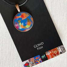 Load image into Gallery viewer, Art Pendants 25 mm - Gond - Fish