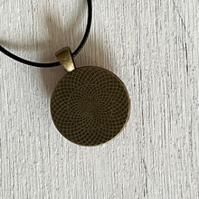 Load image into Gallery viewer, Art Pendants 25 mm - Bhil- Elephant