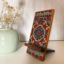 Load image into Gallery viewer, Phone Stand - Aari Carpet