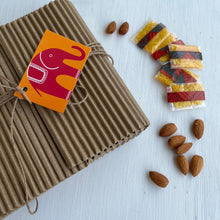 Load image into Gallery viewer, Rakhi Gift Hampers- Hand Carved Block - Rakhi with Madhubani Jigsaw Puzzle