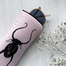 Load image into Gallery viewer, Spectacle Case - Muria - Cow