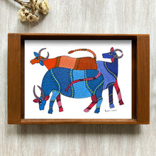 Load image into Gallery viewer, Teak Wood Tray - Gond Cows
