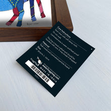 Load image into Gallery viewer, Teak Wood Tray - Gond Cows