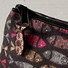 Load image into Gallery viewer, Pouch - Fish, Ajrakh