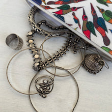 Load image into Gallery viewer, Pouch - Bird Gond