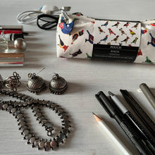 Load image into Gallery viewer, Pouch - Bird Varanasi