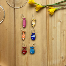 Load image into Gallery viewer, Wine Glass Charms - Fish