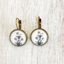 Load image into Gallery viewer, 18 mm Round Lever Back - Amer Fort - Jaipur, Painted Flowers