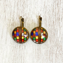 Load image into Gallery viewer, 18 mm Round Lever Back - Hawa Mahal, Jaipur, Stained Glass