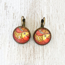 Load image into Gallery viewer, 18 mm Round Lever Back - Kalighat Pat - Fish